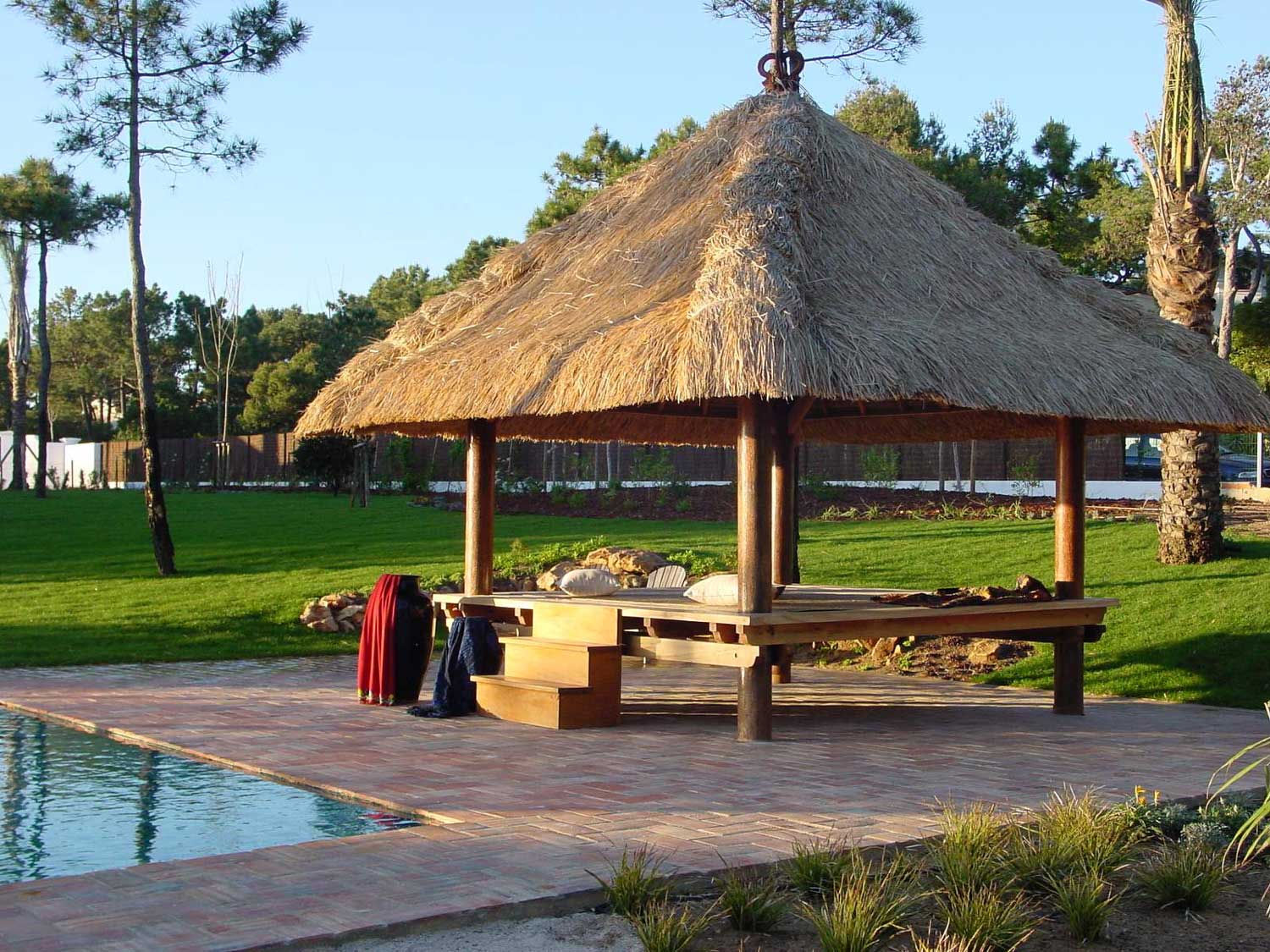 Hardwood Gazebos  and Pavilions Teak Bali 